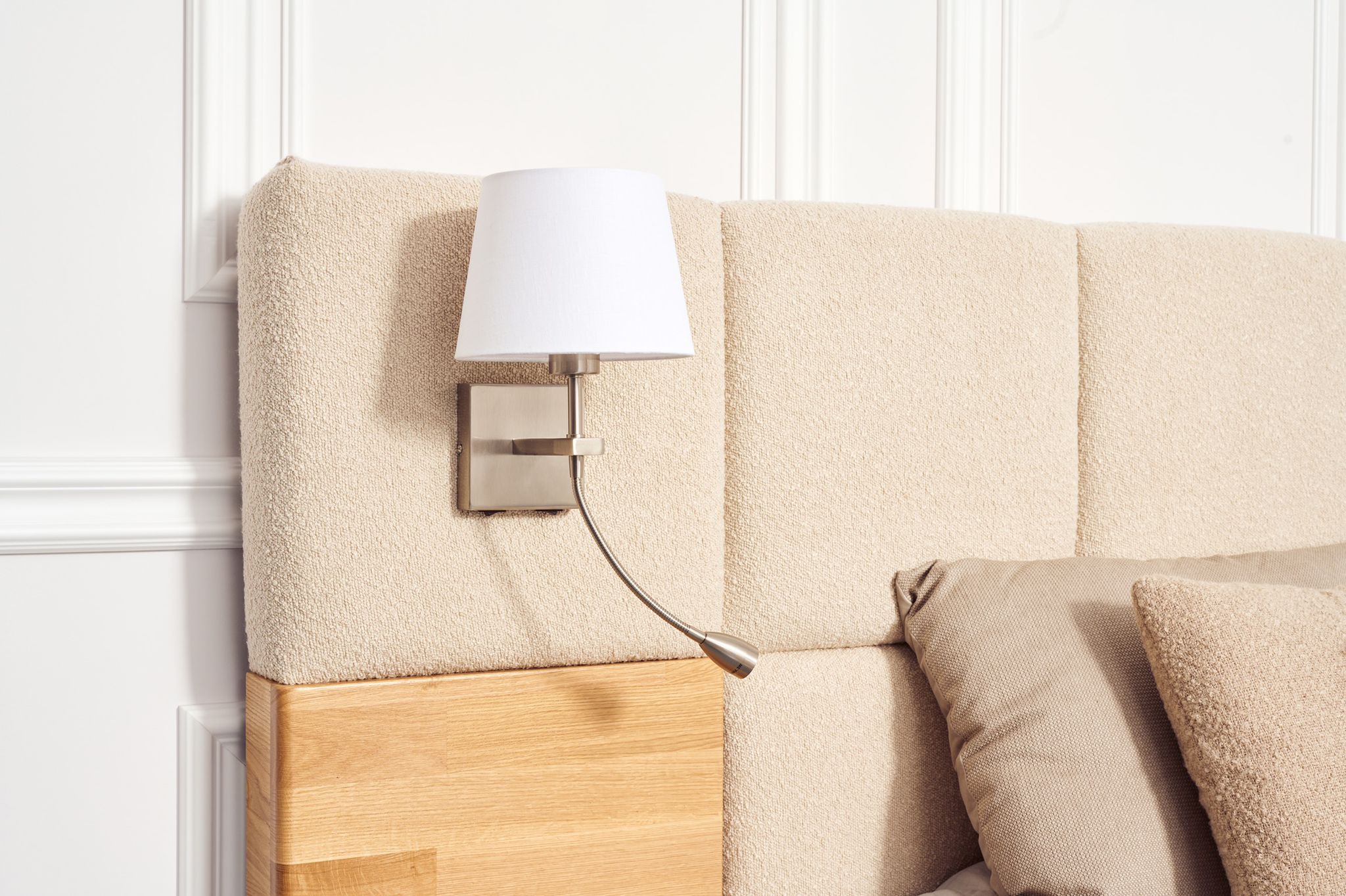 Łóżko Dakota z półkami - widok perspektywiczny