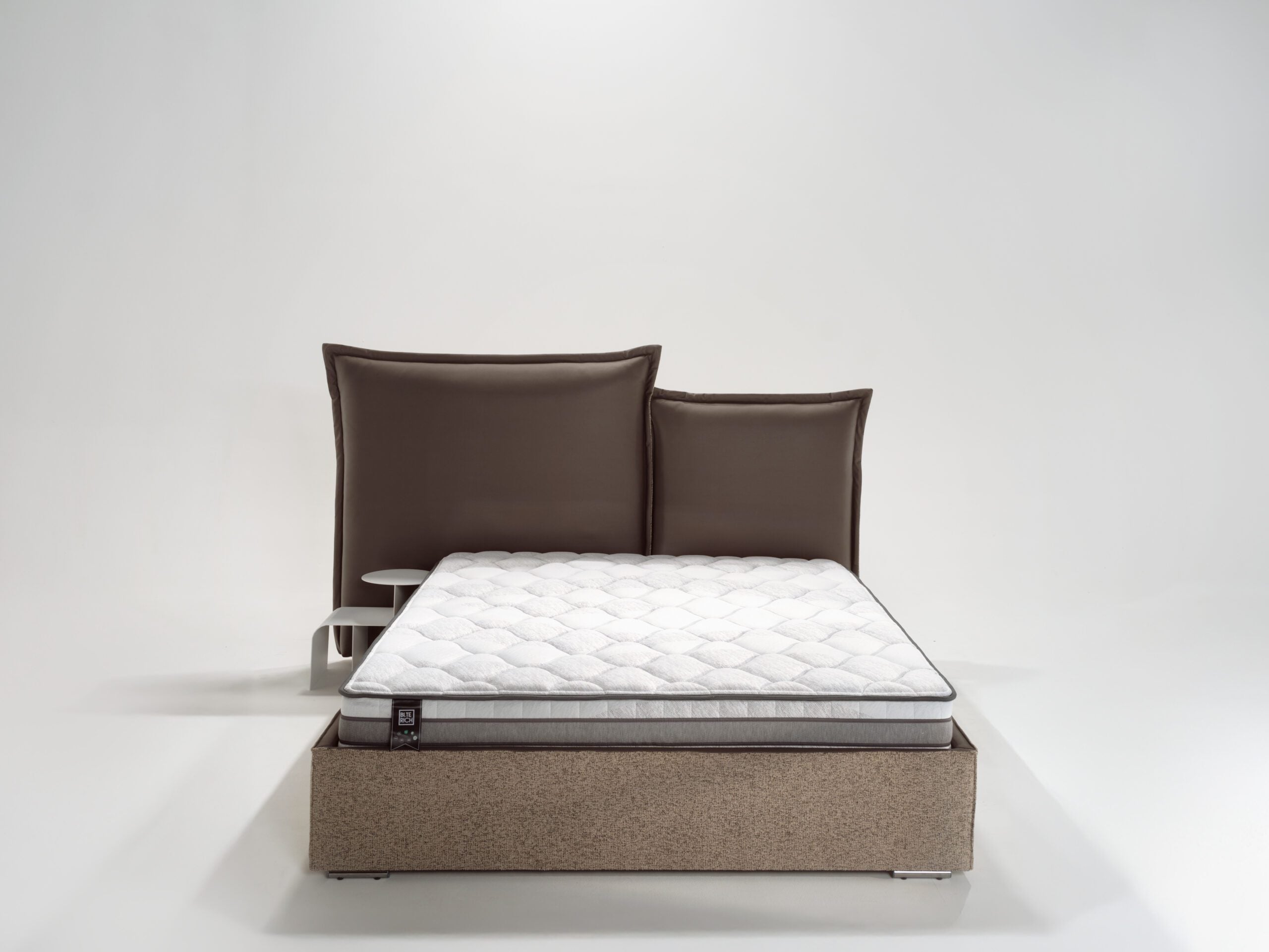 Łóżko tapicerowane Alabama z pojemnikiem standardowym - zdjęcie 14